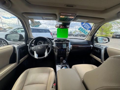 Used 2024 Toyota 4Runner Limited AWD/4WD image 18