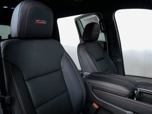 New 2026 Chevrolet Traverse Z71 w/ LPO, Floor Liner Package image 20