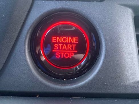 Used 2024 Honda Pilot EX-L image 13