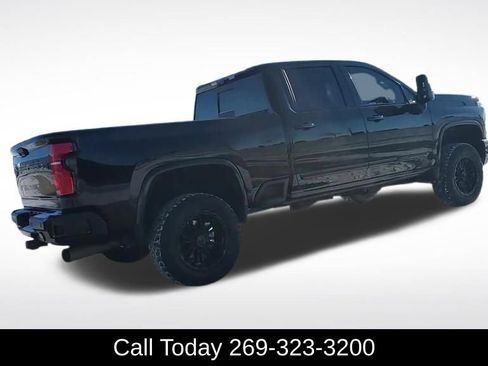 Used 2024 Chevrolet Silverado 2500 High Country w/ Technology Package image 6