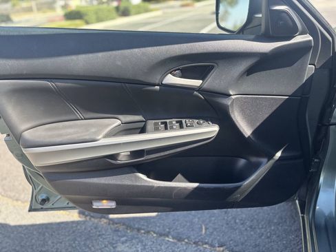 Used 2009 Honda Accord EX-L image 32