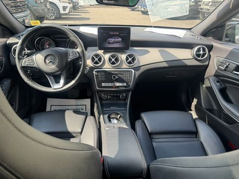 Used 2018 Mercedes-Benz CLA 250 image 12