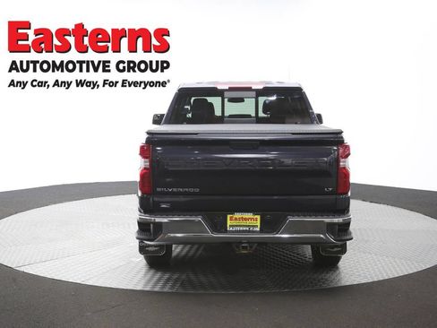 Used 2022 Chevrolet Silverado 1500 LT w/ Convenience Package II AWD/4WD image 37
