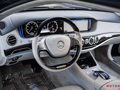 Used 2015 Mercedes-Benz S 550 Sedan w/ Premium 1 Package image 18