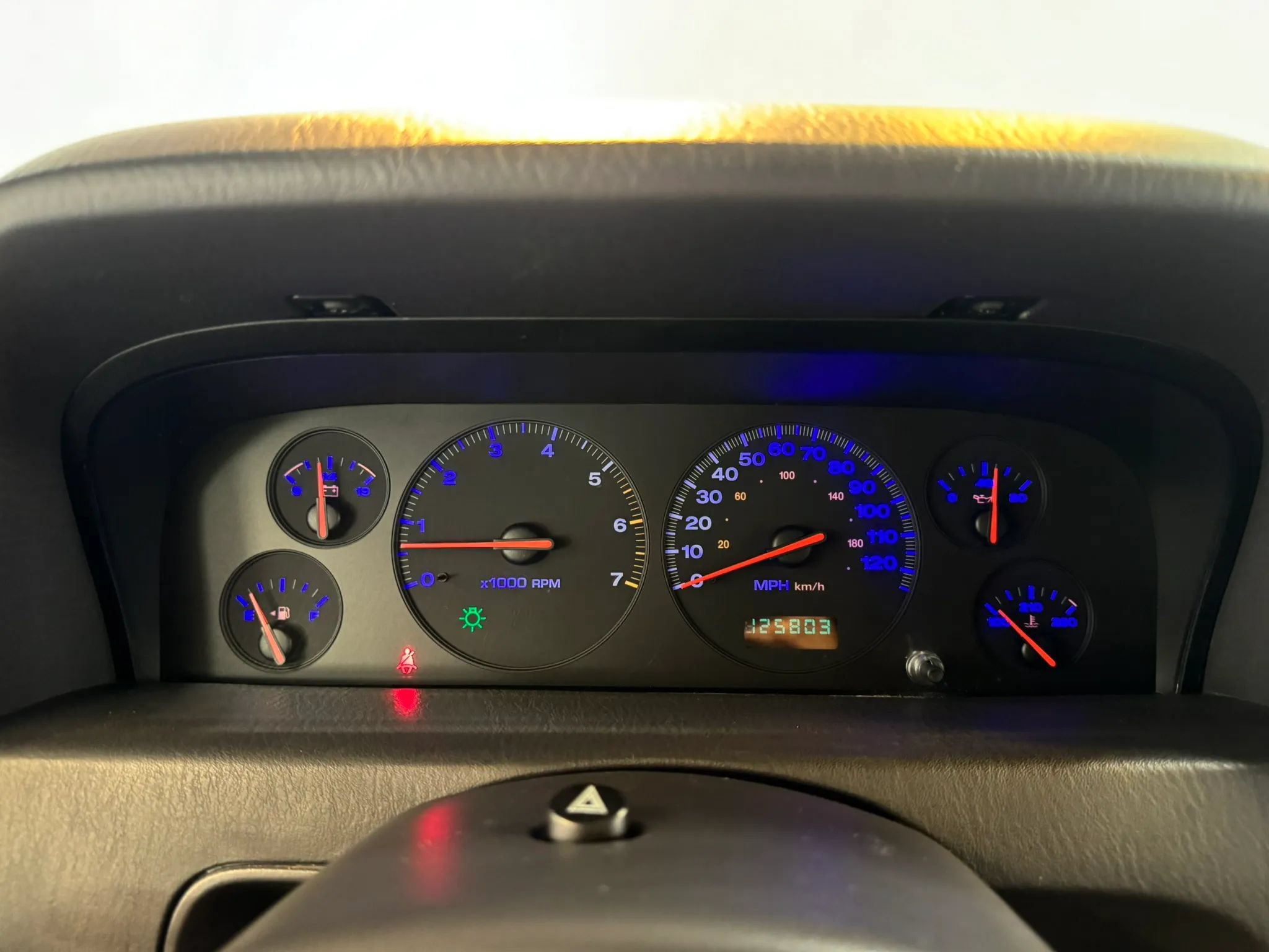 Used 2000 Jeep Grand Cherokee Laredo AWD/4WD image 13