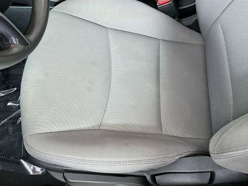 Used 2016 Hyundai Elantra SE FWD image 18