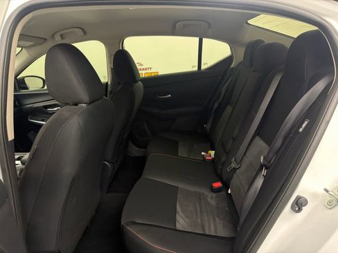 Certified 2025 Nissan Sentra SR FWD image 16