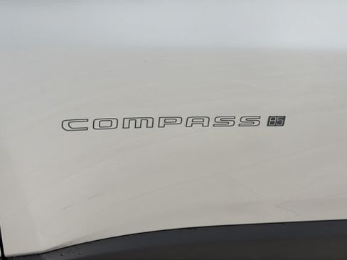 New 2026 Jeep Compass Latitude AWD/4WD image 38