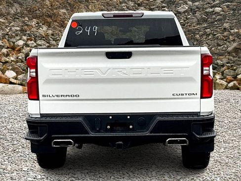 Used 2019 Chevrolet Silverado 1500 Custom Trail Boss w/ Custom Convenience Package image 4