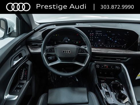 Used 2025 Audi Q5 Premium Plus w/ Premium Plus image 15