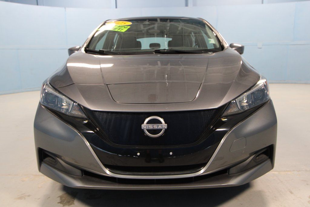 Used 2025 Nissan Leaf S FWD image 23