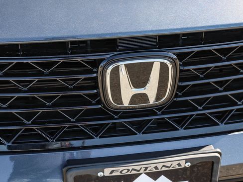 Certified 2025 Honda Accord LX image 5