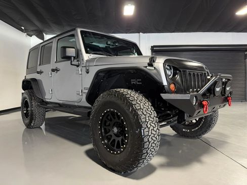 Used 2013 Jeep Wrangler Unlimited Sport AWD/4WD image 4