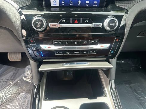 Used 2022 Ford Explorer ST w/ ST Street Pack AWD/4WD image 19