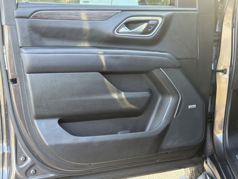 Used 2021 Chevrolet Tahoe LT RWD image 16