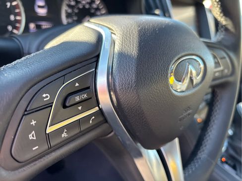 Used 2018 INFINITI Q50 Luxe w/ Essential Package (3.0T Luxe) AWD/4WD image 12