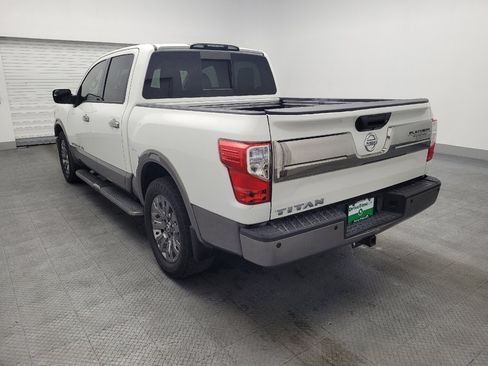 Used 2019 Nissan Titan Platinum Reserve image 5