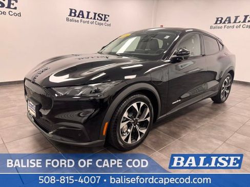 Used 2025 Ford Mustang Mach-E Select w/ Comfort Package Lite AWD/4WD image 3