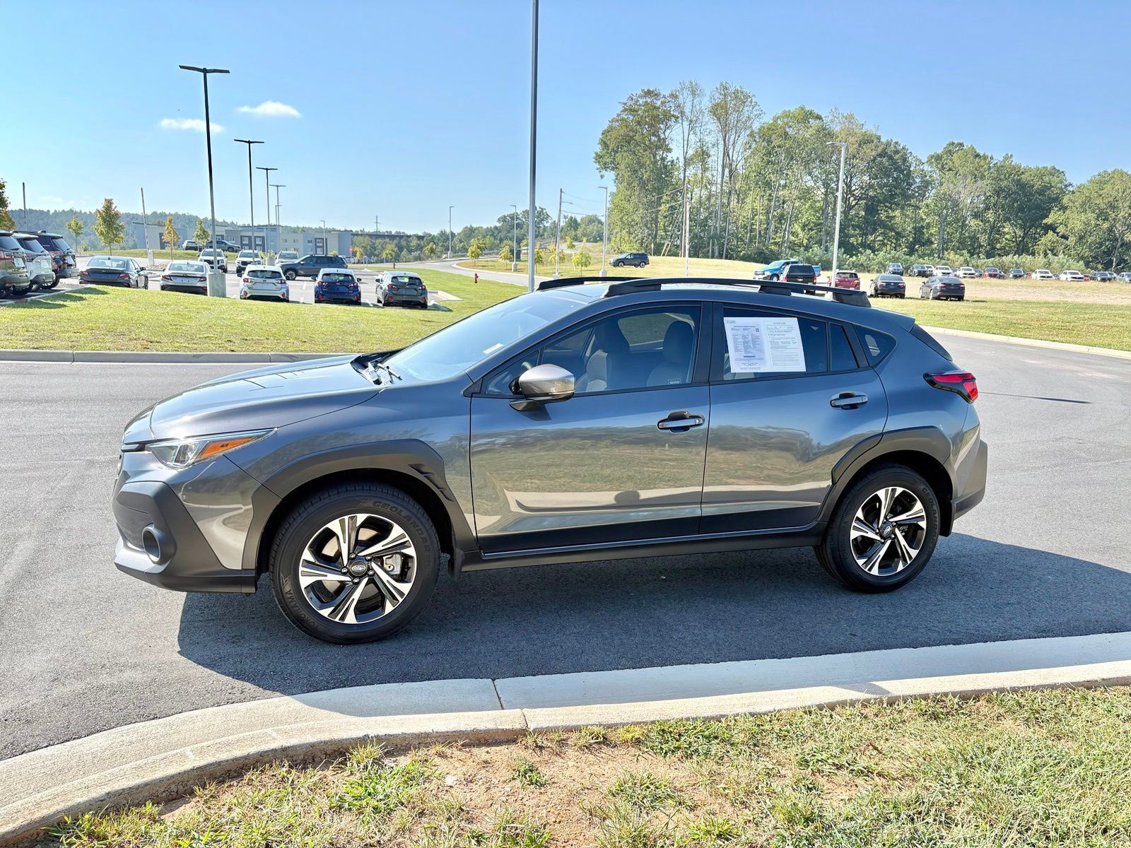 Used 2024 Subaru Crosstrek 2.0i Premium AWD/4WD image 4
