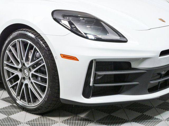 New 2026 Porsche Panamera image 38