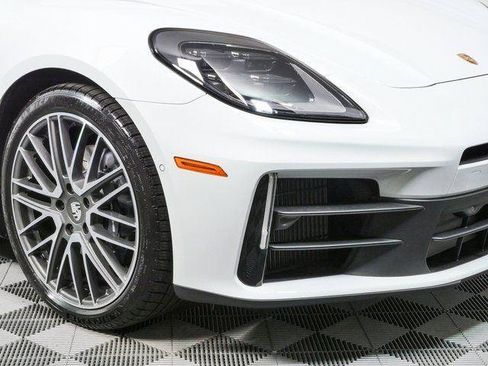 New 2026 Porsche Panamera image 38