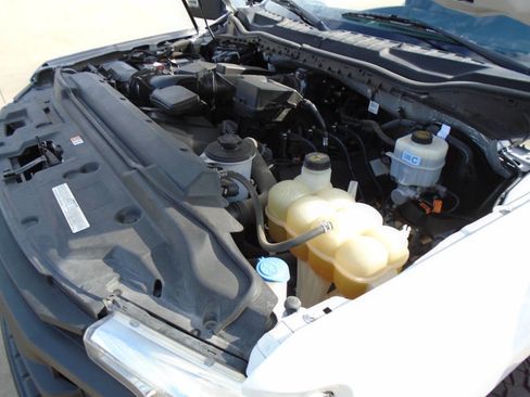 Used 2020 Ford F250 XL w/ Power Equipment Group image 16