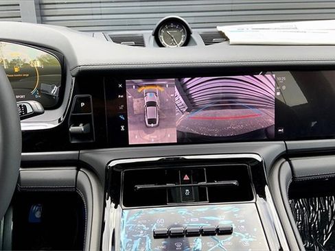 New 2026 Porsche Panamera GTS image 23