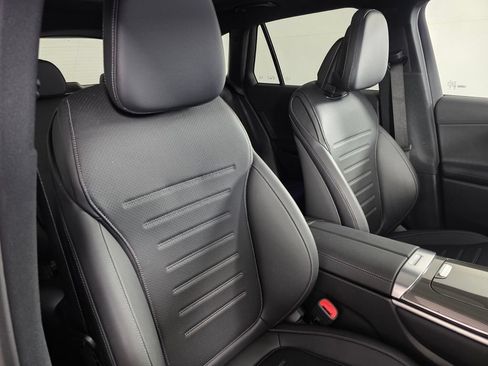 Certified 2026 Mercedes-Benz GLC 300 image 27
