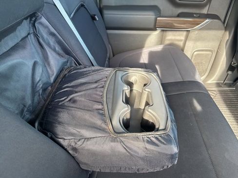 Used 2021 Chevrolet Silverado 1500 RST image 33