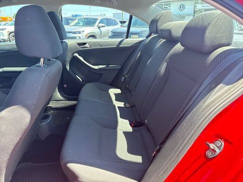 Used 2013 Volkswagen Jetta S FWD image 14