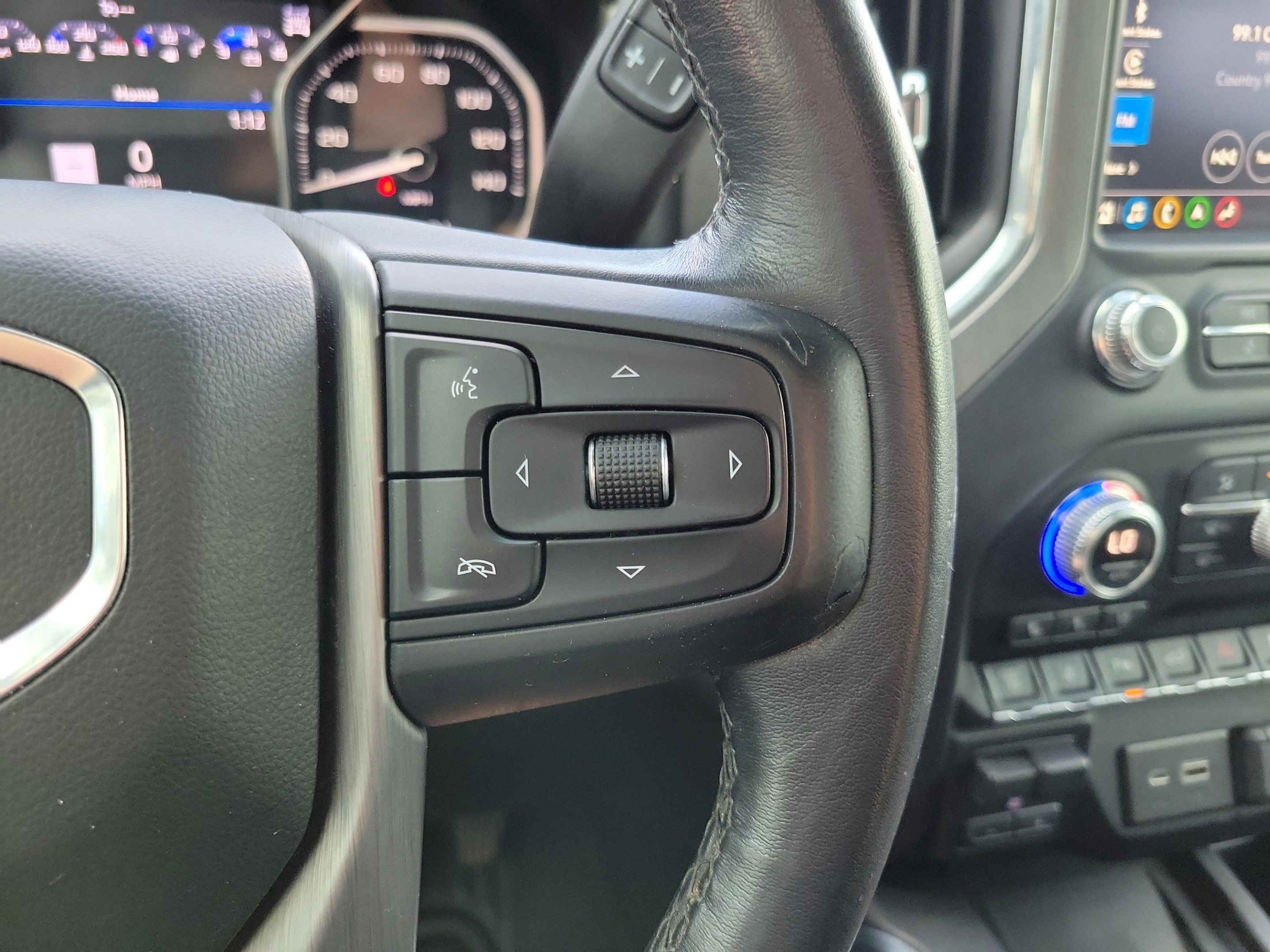 Used 2021 GMC Sierra 2500 Denali w/ Denali Ultimate Package AWD/4WD image 22