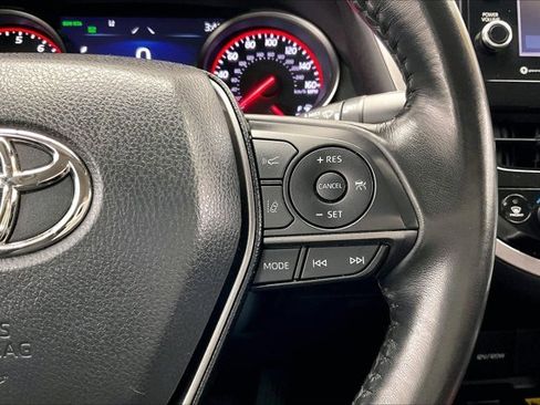 Used 2023 Toyota Camry XSE image 21