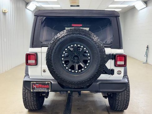 Used 2022 Jeep Wrangler Unlimited Willys image 6