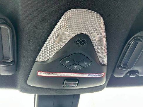 Used 2021 Toyota C-HR XLE FWD image 35