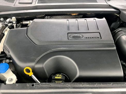 Used 2018 Land Rover Discovery Sport HSE AWD/4WD image 9