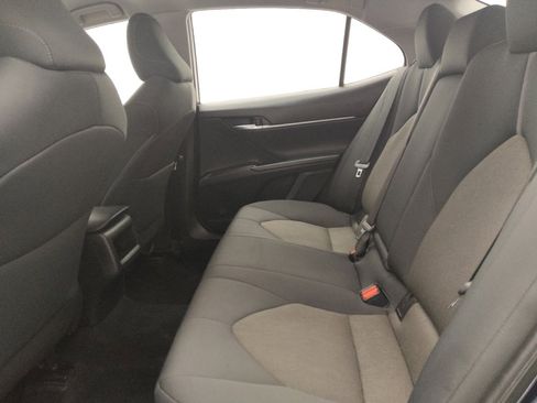 Used 2022 Toyota Camry LE image 18