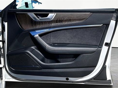 Used 2023 Audi A7 3.0T Prestige w/ Luxury Package image 19