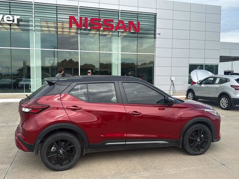 Used 2024 Nissan Kicks SR FWD image 1