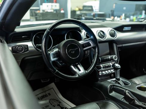 Used 2018 Ford Mustang GT Premium RWD image 9