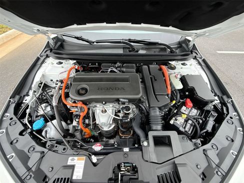 Certified 2025 Honda Accord Sport image 37