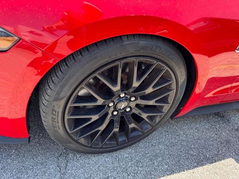 Used 2018 Ford Mustang GT Premium w/ GT Performance Package RWD image 7