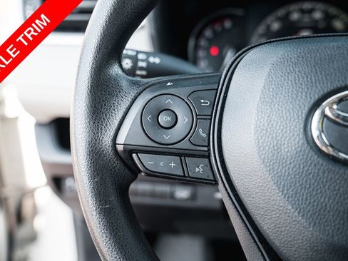 Certified 2024 Toyota RAV4 XLE w/ Convenience Package FWD image 16
