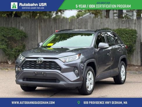 Used 2020 Toyota RAV4 XLE w/ Convenience Package AWD/4WD image 1