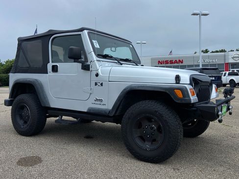 Used 2004 Jeep Wrangler X w/ Wheel Plus Group AWD/4WD image 1