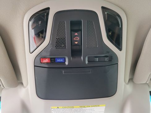 Used 2021 Subaru Outback Touring w/ Popular Package #2 image 18