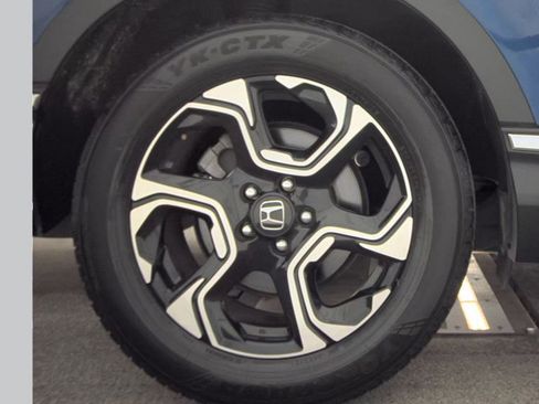 Used 2018 Honda CR-V Touring image 8