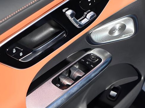 New 2026 Mercedes-Benz GLC 43 AMG 4MATIC image 26