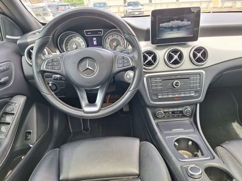 Used 2017 Mercedes-Benz GLA 250 image 11