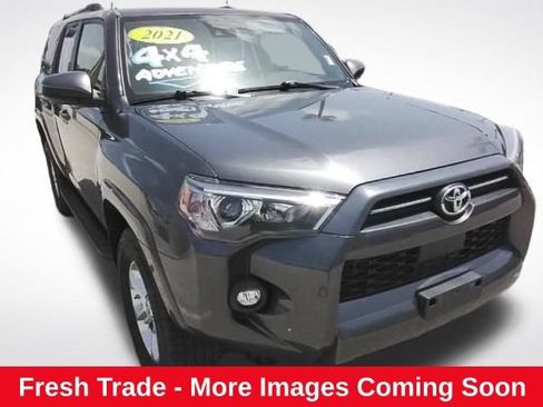 Used 2021 Toyota 4Runner SR5 AWD/4WD image 1