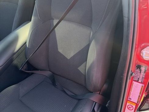 Used 2018 Toyota C-HR XLE image 13